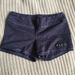 Fleo 3.25 Active Shorts in Size M